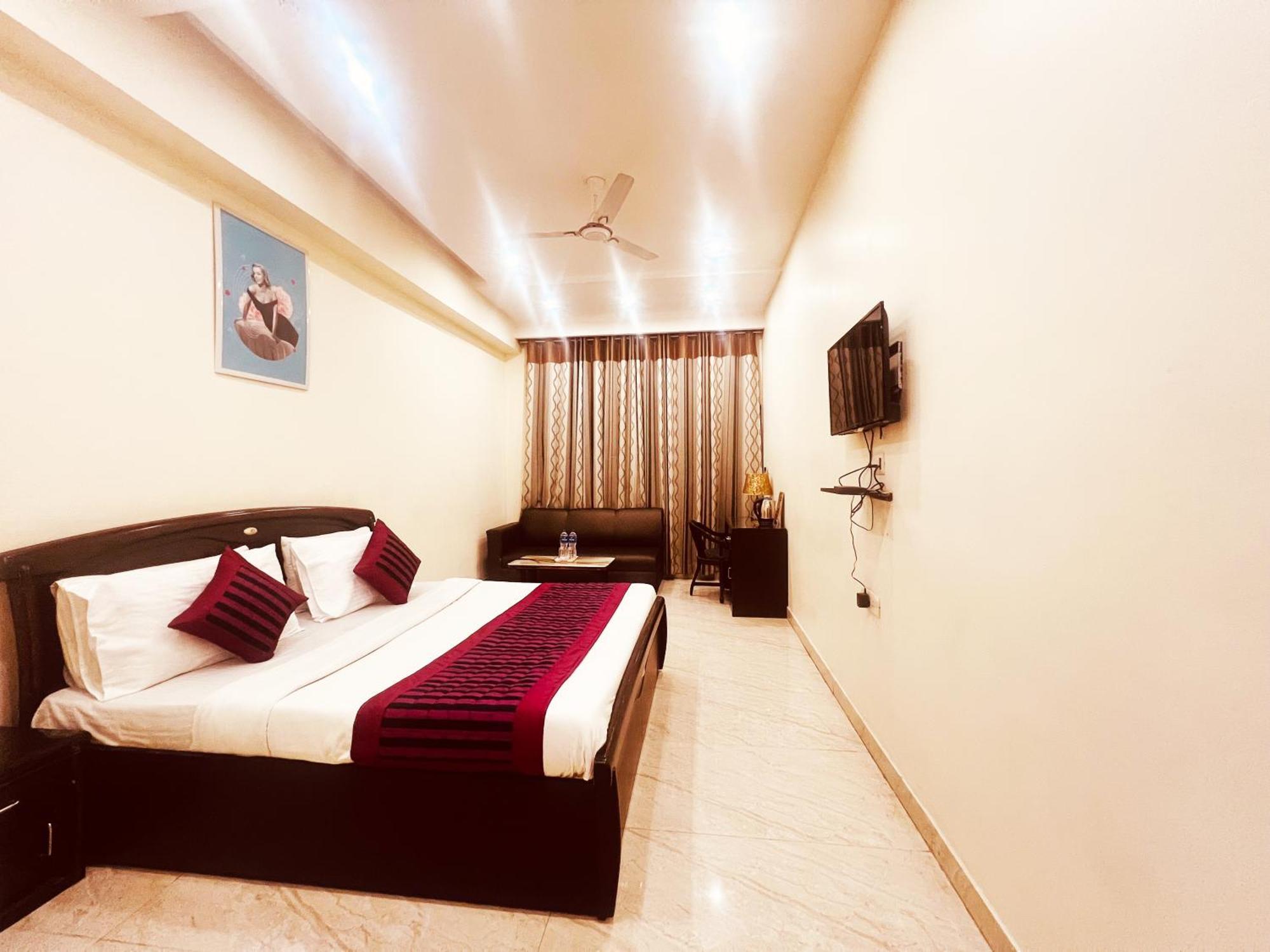 Hotel Lagoona And Banquet Hall Új-Delhi Kültér fotó