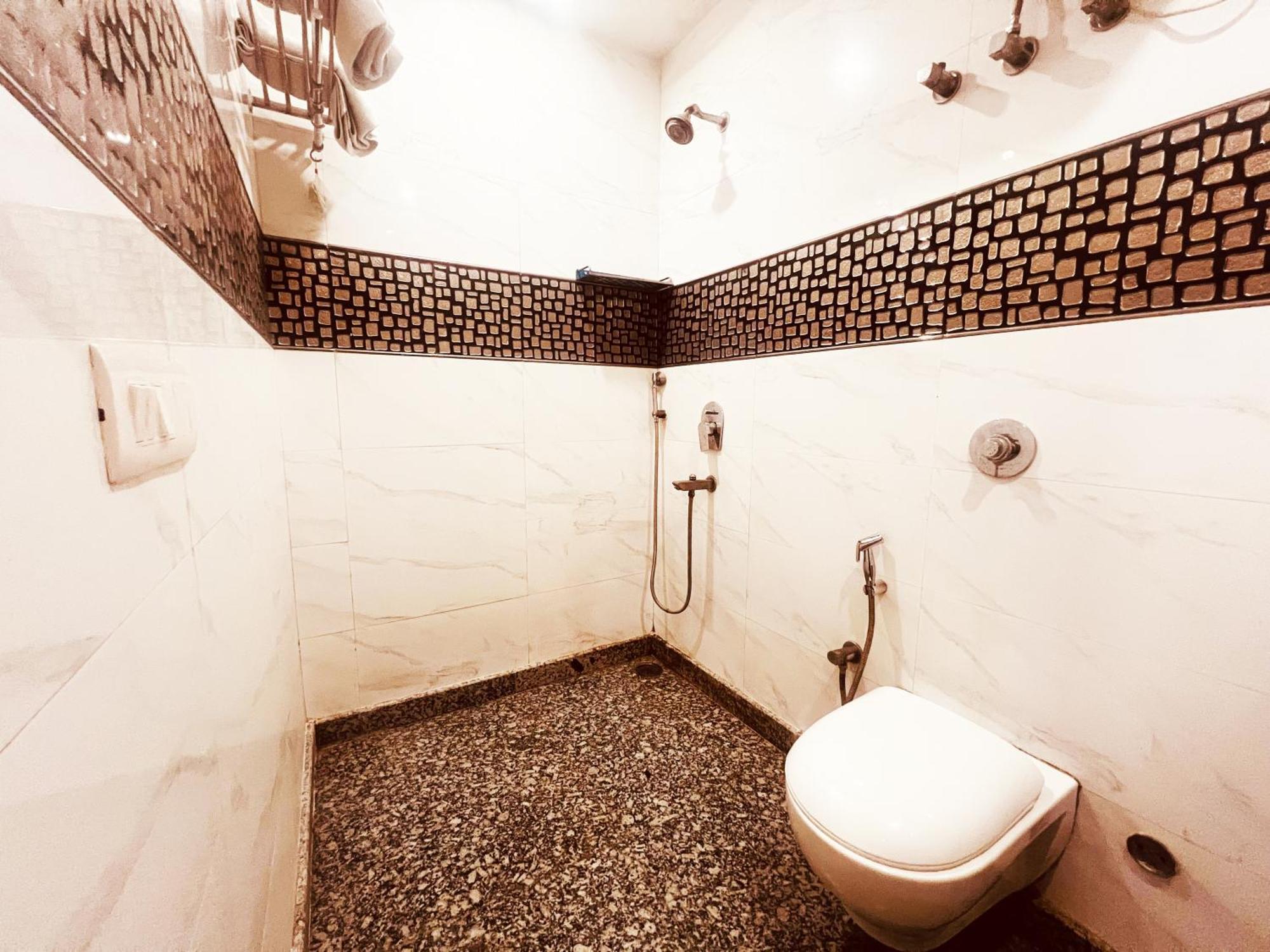 Hotel Lagoona And Banquet Hall Új-Delhi Kültér fotó